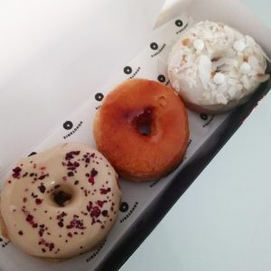 Trois donuts de la donuterie le mans